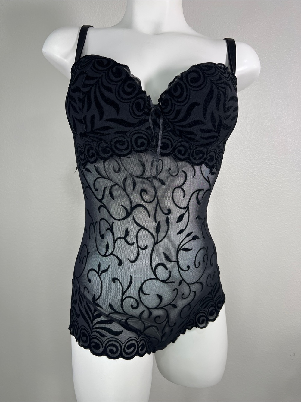 Frederick's of Hollywood Black Sheer Embroidered Mesh Bodysuit LARGE 36